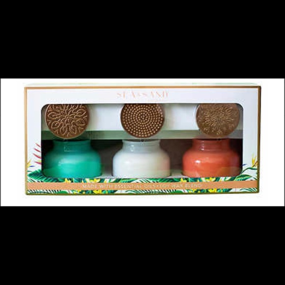 Sea & Sand 9oz Candles 3-piece Set - Picture 2 of 3